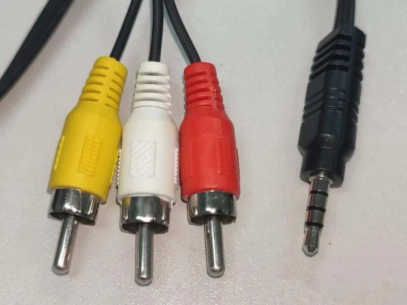 1V3-RCA-A-V-Cable-3.5mm-to-3-RCA-Audio-Video-Cable-for-TV-Projector-Car-Stereo