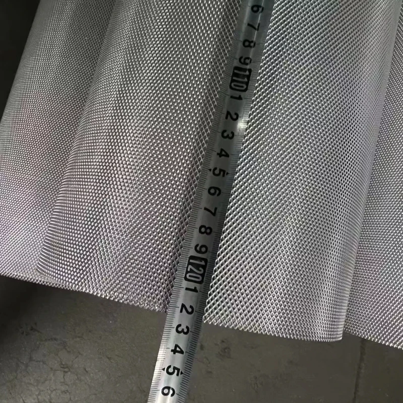 Diamond-Shaped-Decorative-Wall-Application-Perforated-Technique-Welding-Service-Expanded-Window-Aluminum-Mesh-Aluminum-Wire-Mesh