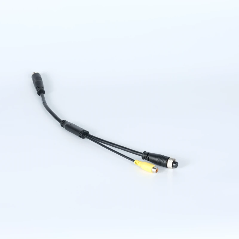 Multi-Camera-Y-Cable-Adapter-4Pin-Male-to-Dual-4Pin-Female-Connectors-Facilitating-Split-Camera-Configurations