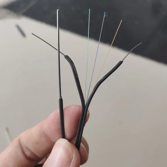 Outdoor-Flat-3-Steel-Wire-Optical-Cable-1-2-Core-4-Hilos-G657A1-A2-Single-Mode-Aerial-FTTH-Fiber-Optic-Drop-Cable